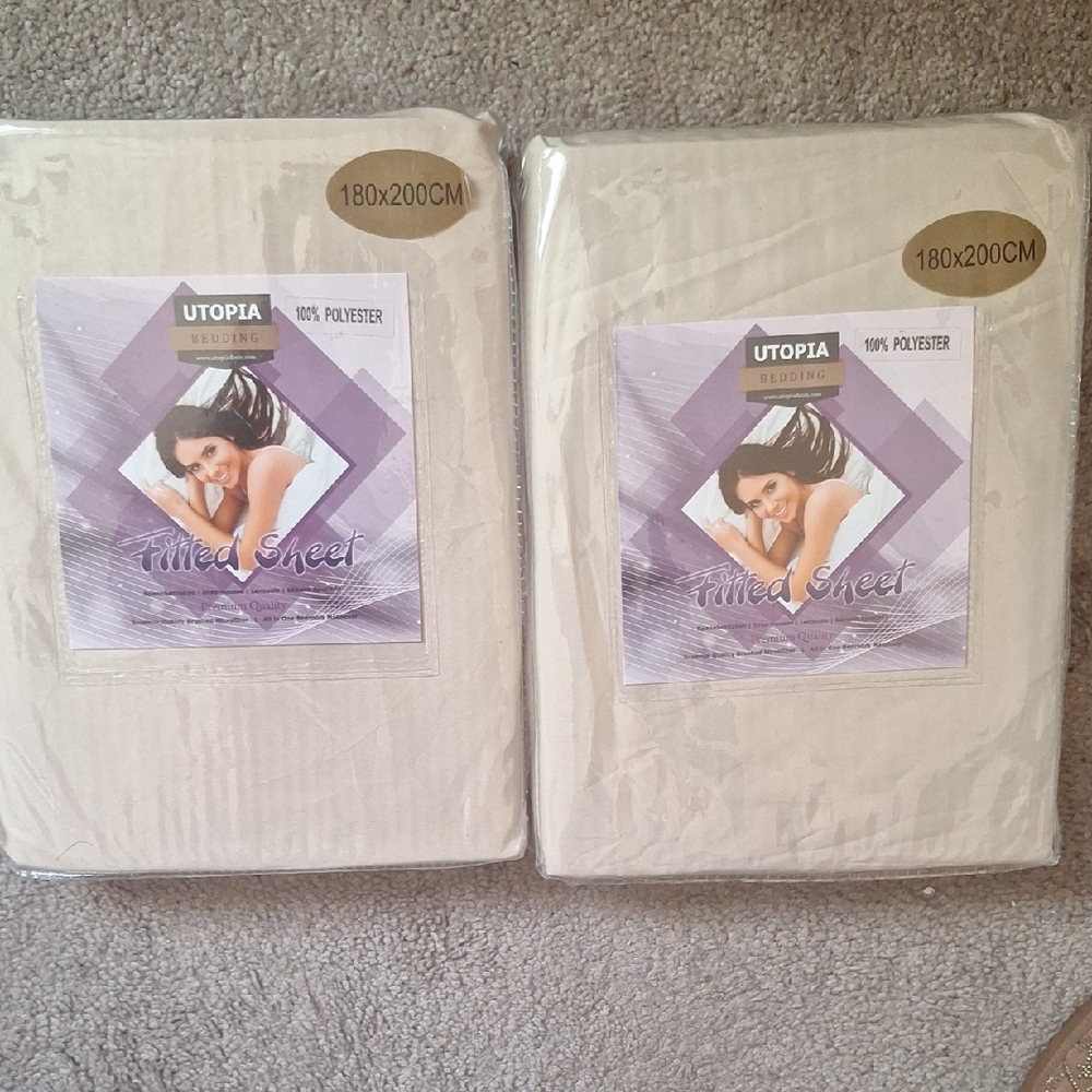 Utopia Bedding Cream Fitted Sheet Set